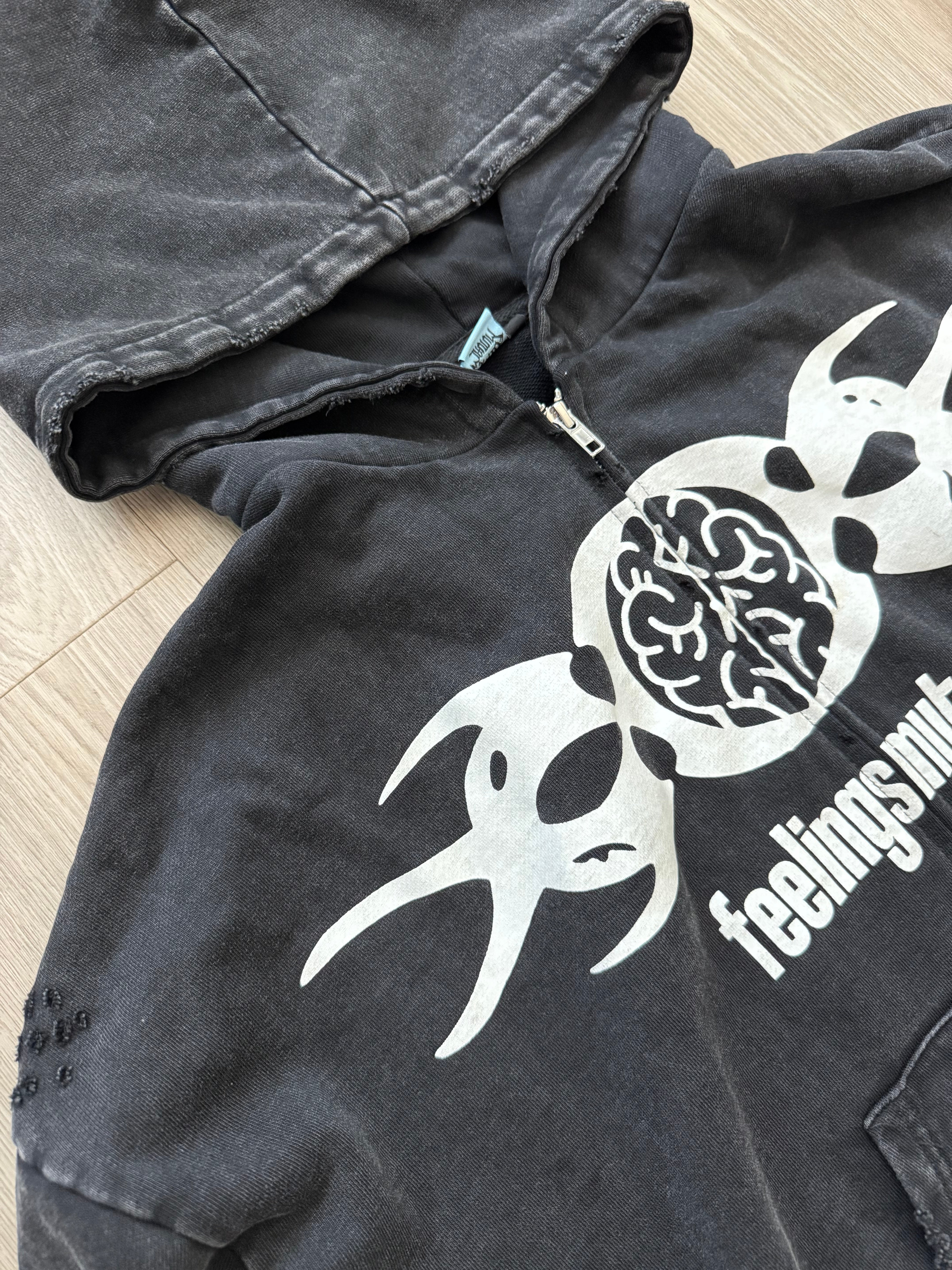 BLACK “V2” HOODIE